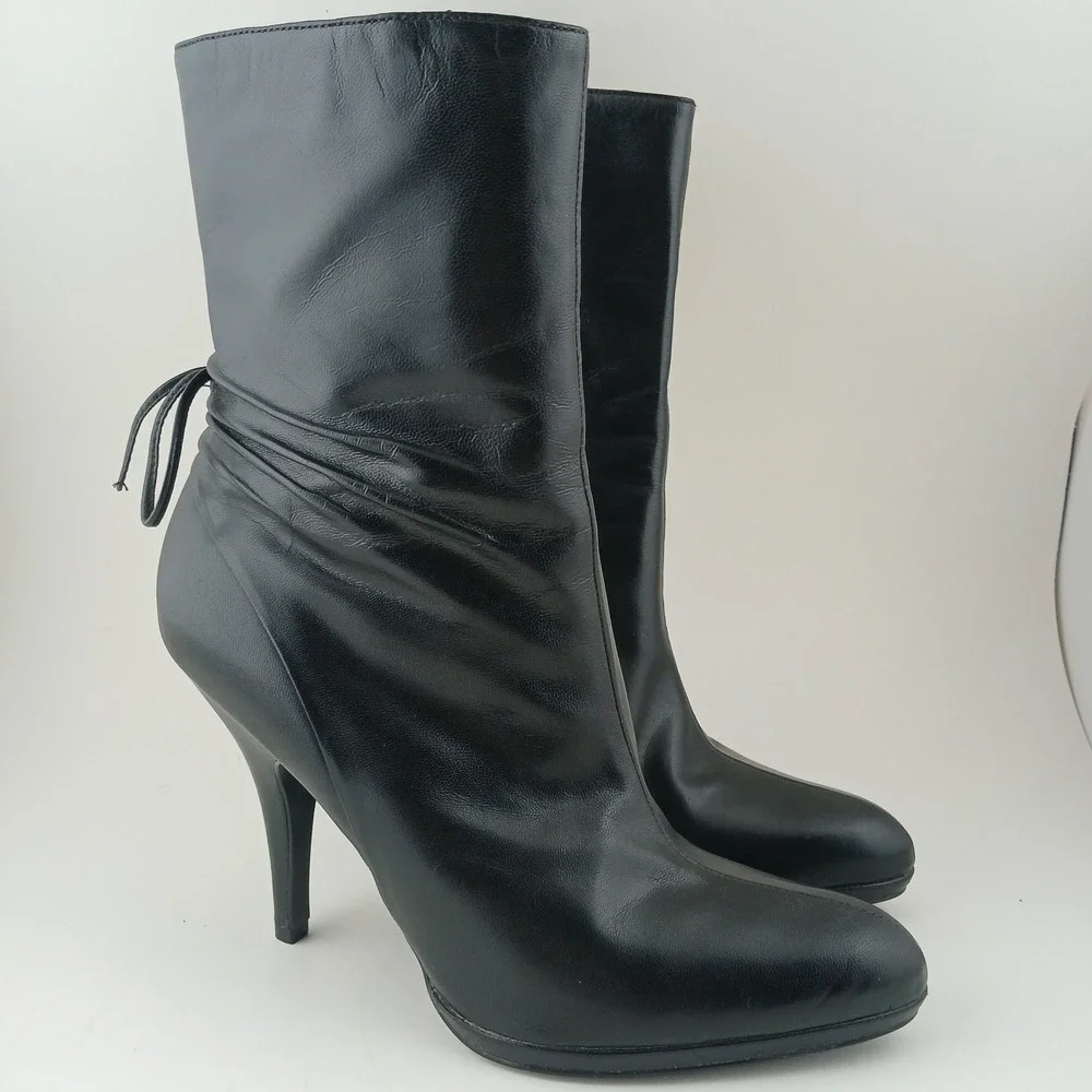 Gianni Bini Black Leather Ankle Boots Women's‎ 7M Side Zip Bow Made in Brazil